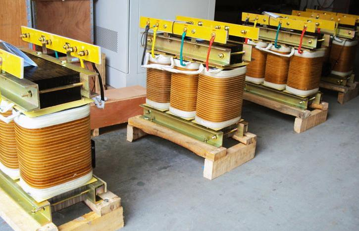 QZB-400KW電機(jī)減壓起動(dòng)自耦變壓器380V/440V/660V降壓?jiǎn)?dòng)柜