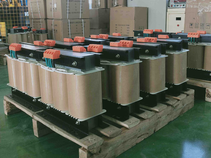 1KVA 三相隔離變壓器-600V(P):400V(S)-Dyn11-Rate：600Vac/75A/65℃