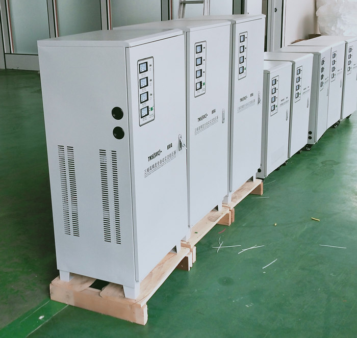 穩(wěn)壓器 TNS-90K 380v-90KVA